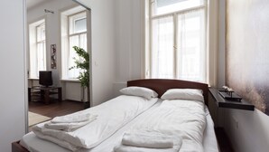 1 bedroom, free WiFi, bed sheets - Urban Beauty Apartment (Budapest)