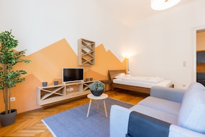 Apartamento | Área de estar | TV