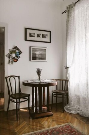 Interior - Beautiful Real Home (Budapest)