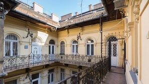 Front of property - Bp Mignon Home (Budapest)