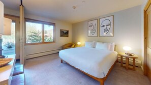 1 bedroom, internet, bed sheets