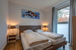 House | 2 bedrooms, individually furnished, bed sheets