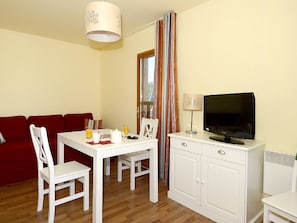 Mobile Home | Living room - Mobile Home on the Largest Water Reservoir in Hautes-alpes (Le Lauzet-Ubaye)