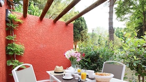 House | Balcony - Resort in Arles With Pools Near Camargue (Arles)