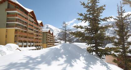 Chalet in Isola With Scenic Views