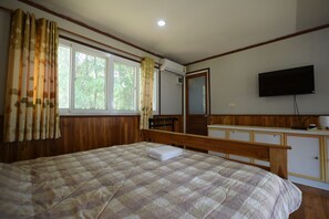 Superior Double Room | Desk, free WiFi, bed sheets - OYO 942 Khaoyai Sakthong Resort (Pak Chong)
