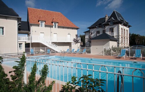Apartment in France With Balcony or Terrace