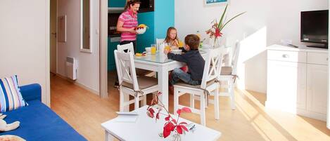 Apartment | Living room