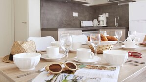 Apartment | Private kitchen - Maisonette in Aigues-mortes Near Camargue (Aigues-Mortes)