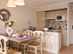 Apartment | Private kitchen | Coffee/tea maker, fridge, microwave, dishwasher - Bright Studio in French Style Near the Beach of Issambres (Roquebrune-sur-Argens)