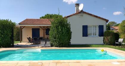 Villa With Garden Near Beautiful Golf Course