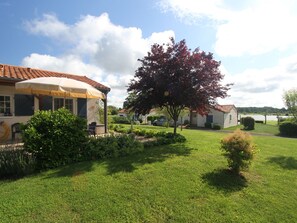 Exterior - Villa With Garden Near Beautiful Golf Course (Vasles)