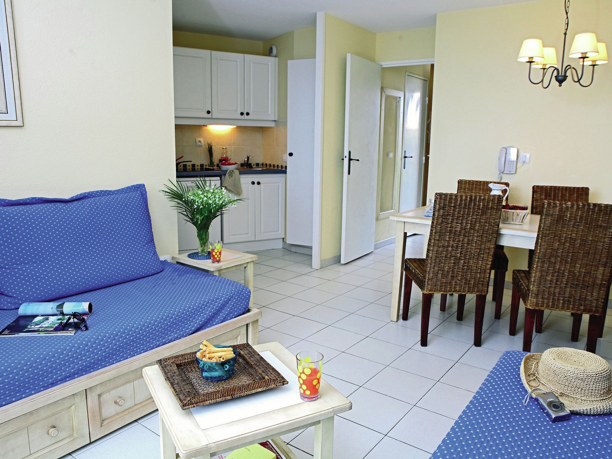 Apartment | Living room