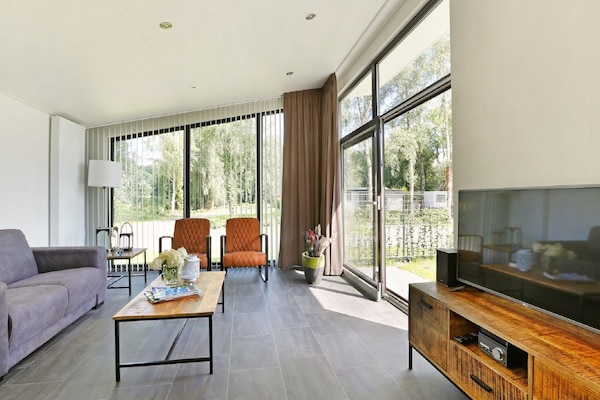 Alpehytte | Oppholdsrom