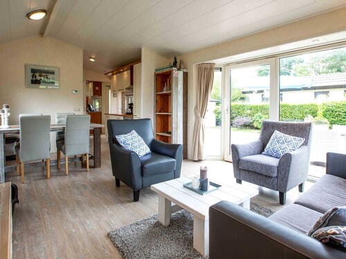 Well-kept Chalet With Dishwasher, in Noordwijk Near the Sea