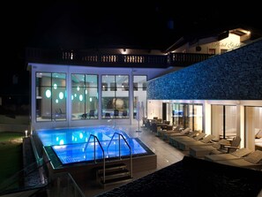 Pool - Pleasing Apartment in Matrei in Osttirol With Infrared Sauna (Matrei in Osttirol)