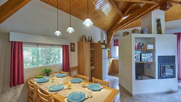 House | Dining
