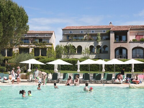Comfortable Apartment Located in Authentic Provencal Village