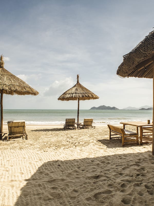 Playa privada, camastros, sombrillas y toallas de playa