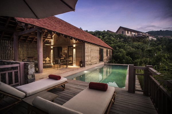 Outdoor pool, pool loungers