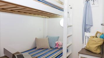 Apartment | Room amenity