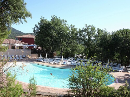 Lovely Apartment in the Beautiful Fortified Town Grimaud