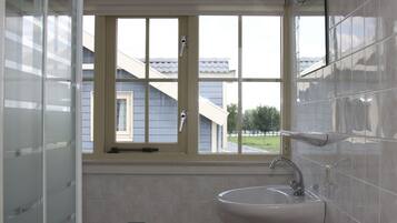 Villa | Bathroom | Shower