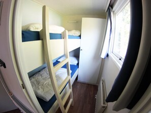 Chalé | 3 quartos, individualmente mobiliados, roupa de cama