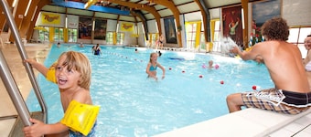 Alluring Chalet With Combi-microwave, Next to a Nature Reserve