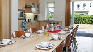 Unclassified image, 4 of 18, button - Comfortable Villa With Four Bathrooms, Near Rockanje (Hellevoetsluis)