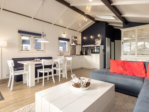 House | Dining - Modern Chalet Near Lake Sneek (Terkaple)