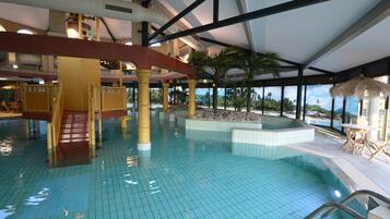 Chalet | Pool | Indoor pool, outdoor pool
