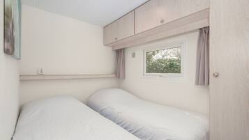 Chalet | 3 bedrooms, individually furnished, bed sheets