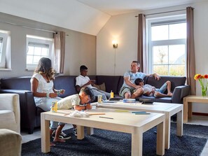 Living area - Beautiful Villa in Limburg Near Lake (Roggel)