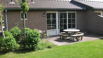 Bungalow | Exterior
