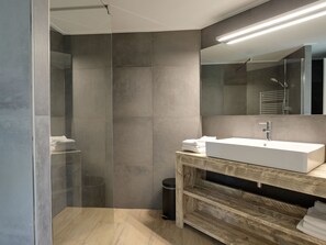 House | Bathroom | Towels