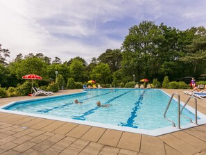 Chalet | Pool | Outdoor pool - Chic Forest Lodge With Sauna (Markelo)