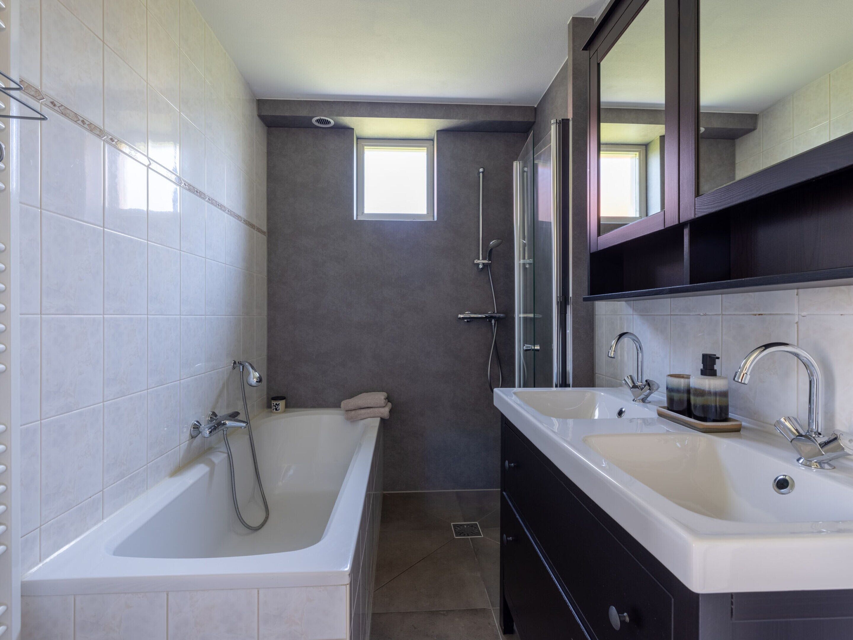 House | Bathroom