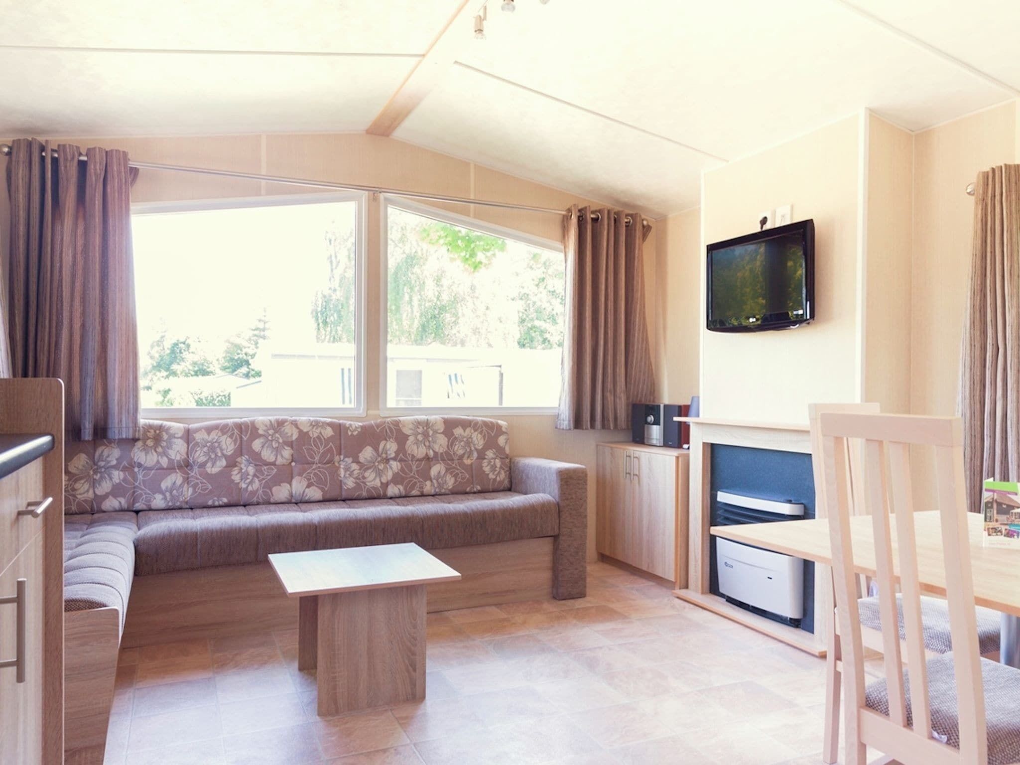 Furnished Chalet with Garden