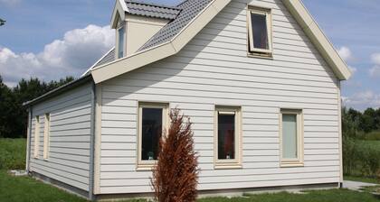 Comfortable Detached Villa With Dishwasher, in the Nature
