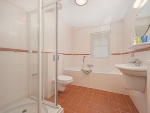 House | Bathroom - Thatched Villa With Dishwasher Near Appelscha (Appelscha)