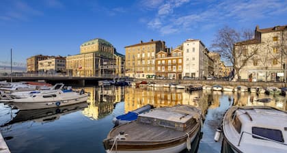 Saint Vitus Apartments with balcony