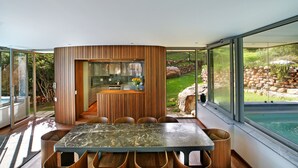 Luxury Villa | Private kitchen | Espresso maker, coffee/tea maker, fridge, microwave - The Spa House (Cape Town)