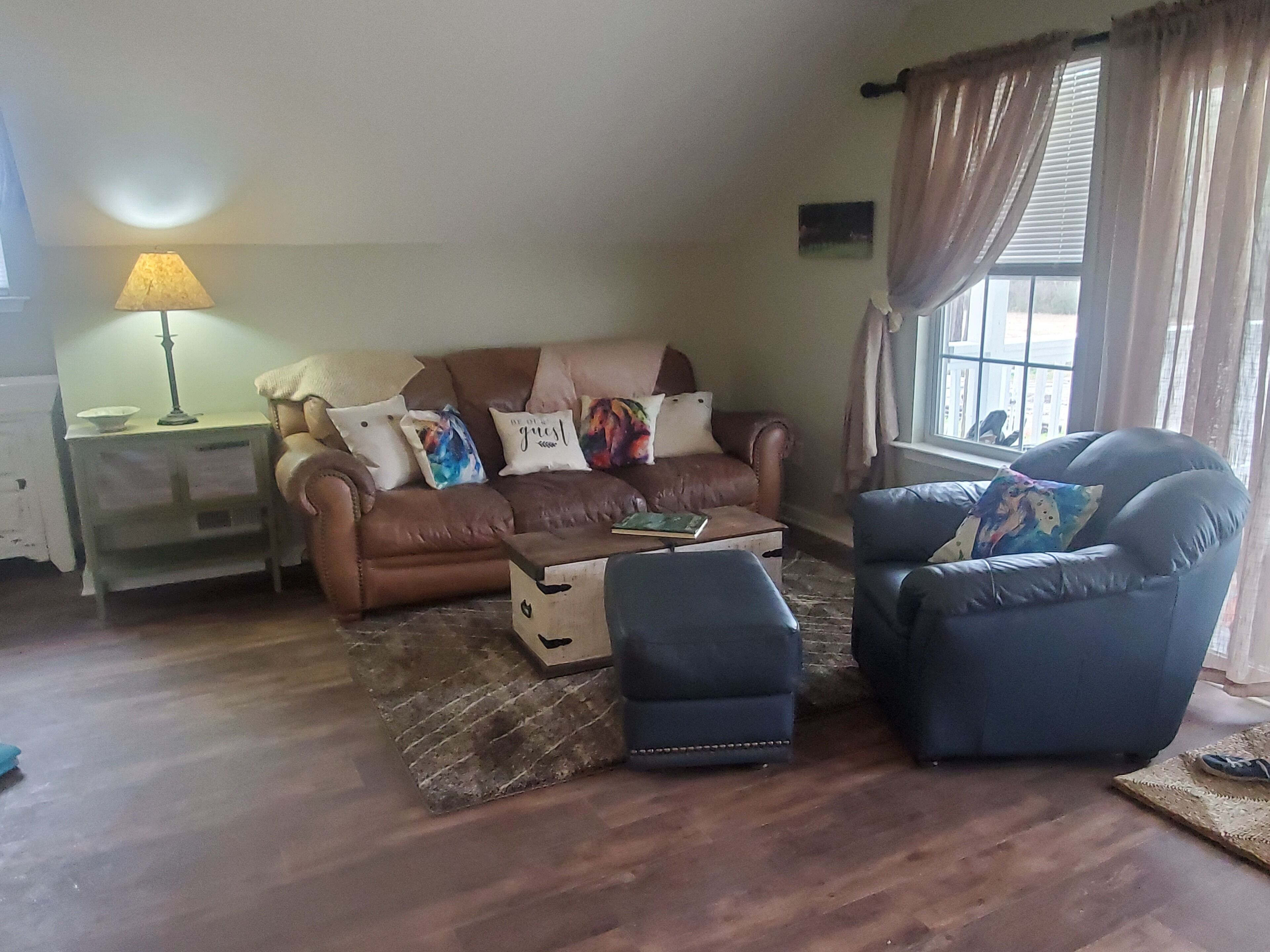 Welcome to Riptide Stables, 17 Acre Farm, animals, ponds, secluded by the beach!