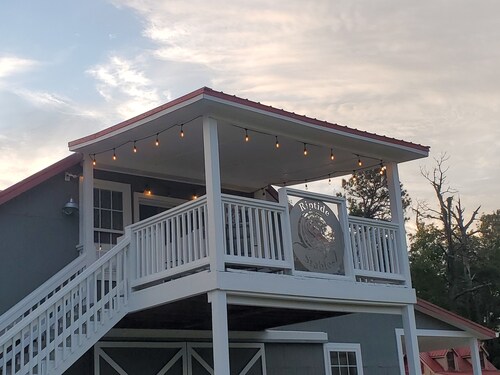 Welcome to Riptide Stables, 17 Acre Farm, w/animals by the beach!
