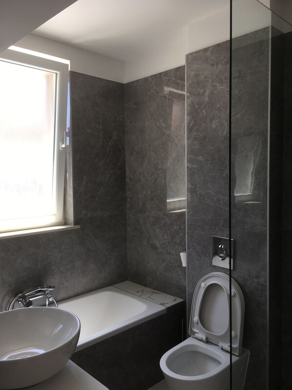 Bathroom - M House (Dubrovnik)