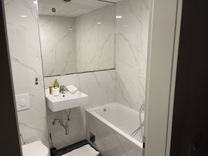 Economy Apartment | Free WiFi