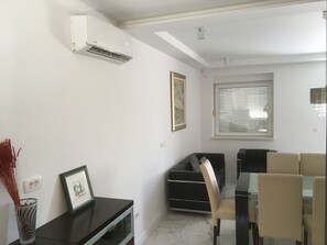 Comfort Apartment | Living area