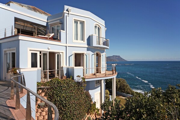 Exterior - San Michele (Cape Town)