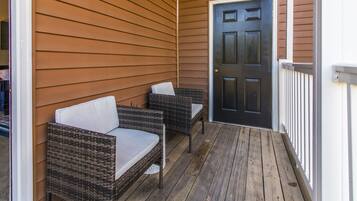 Apartemen, 2 kamar tidur | Balkon